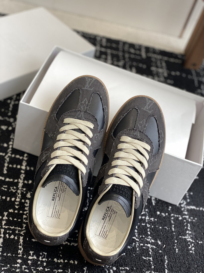 ma1s0n Marg*e1a calfskin s57ws0296