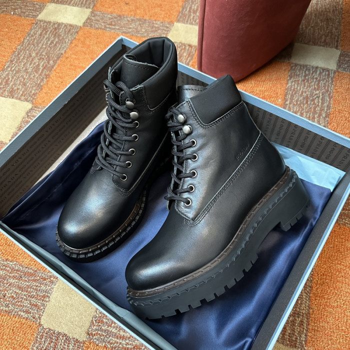 PRAD* boots P121