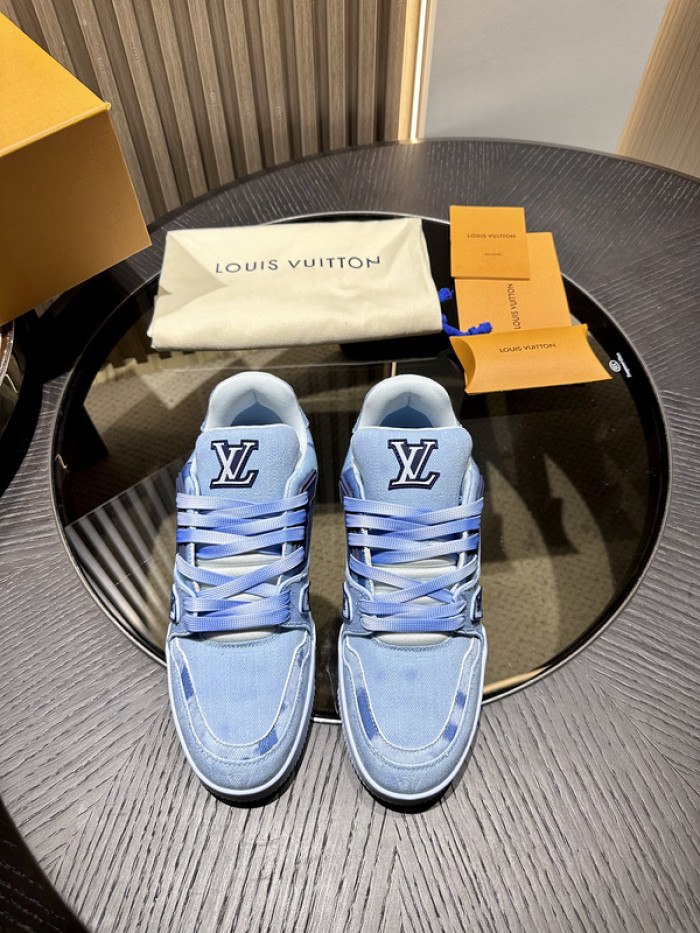 LV snekaers L0000353