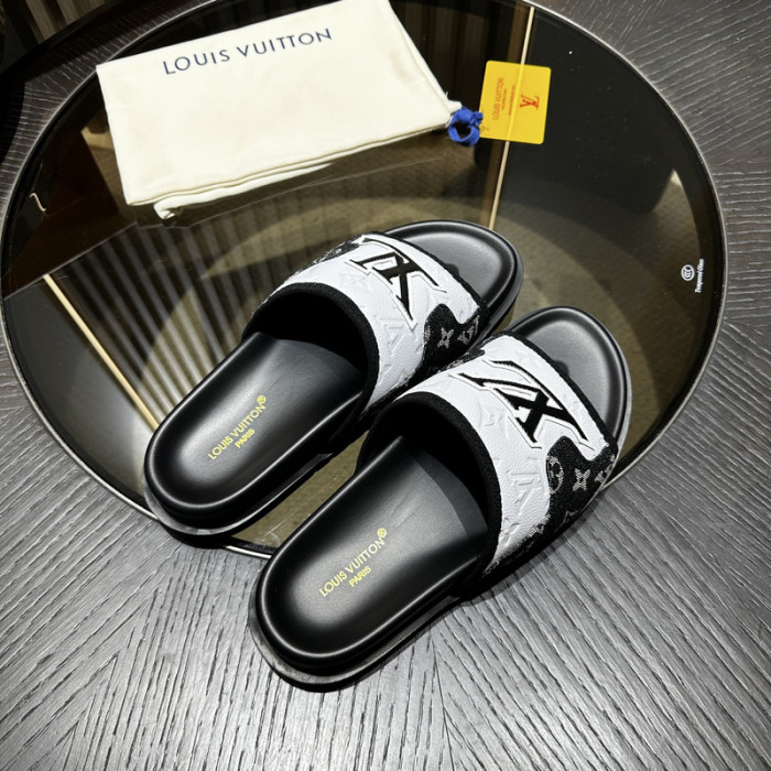 L&V sandal 169