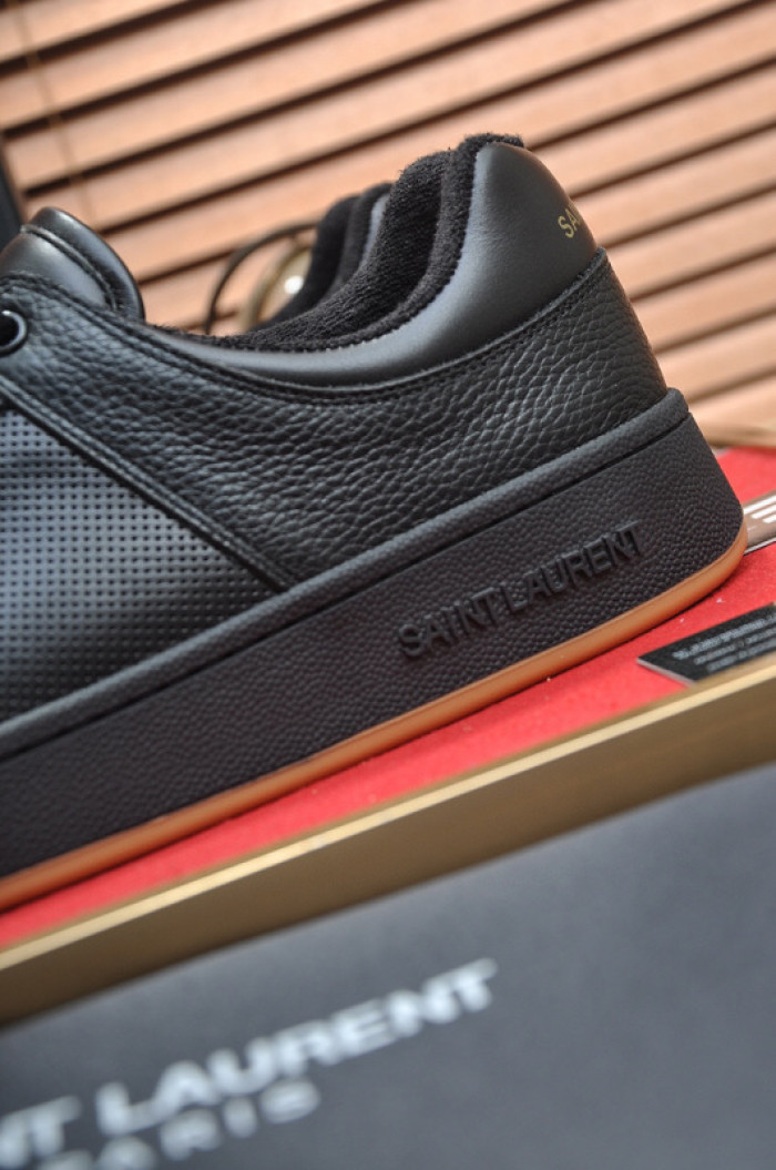 Y51 sneakers ys018