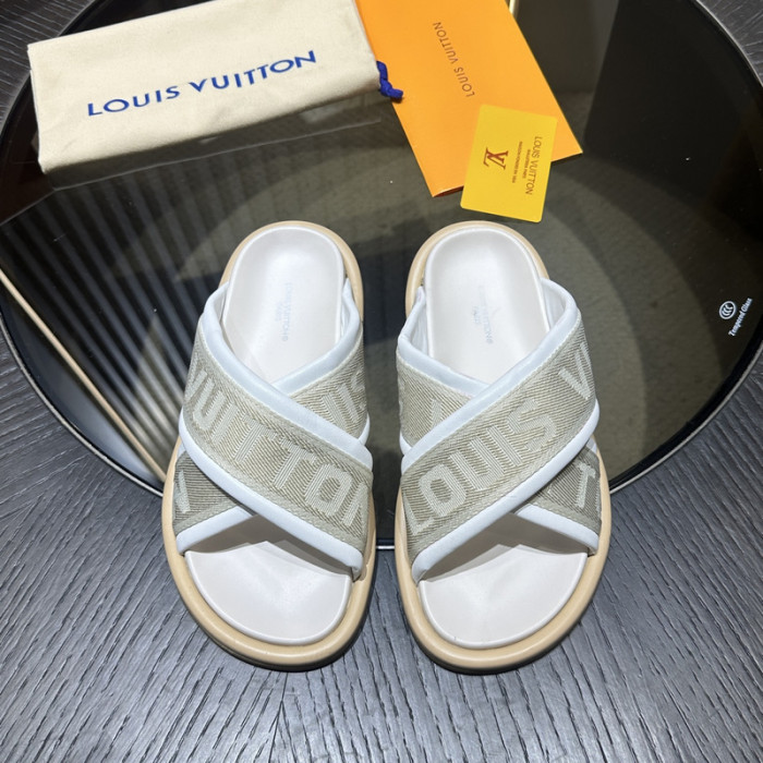 L&V sandal 122