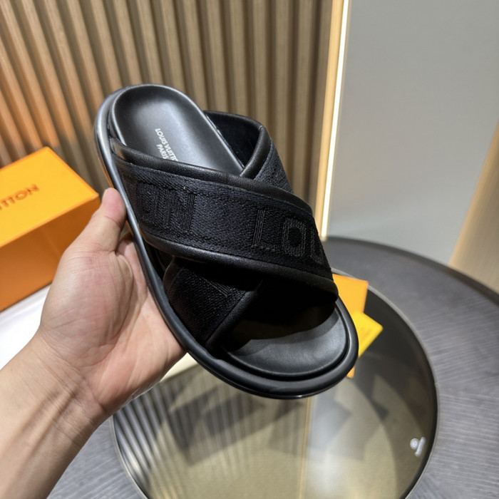 L&V sandal 134