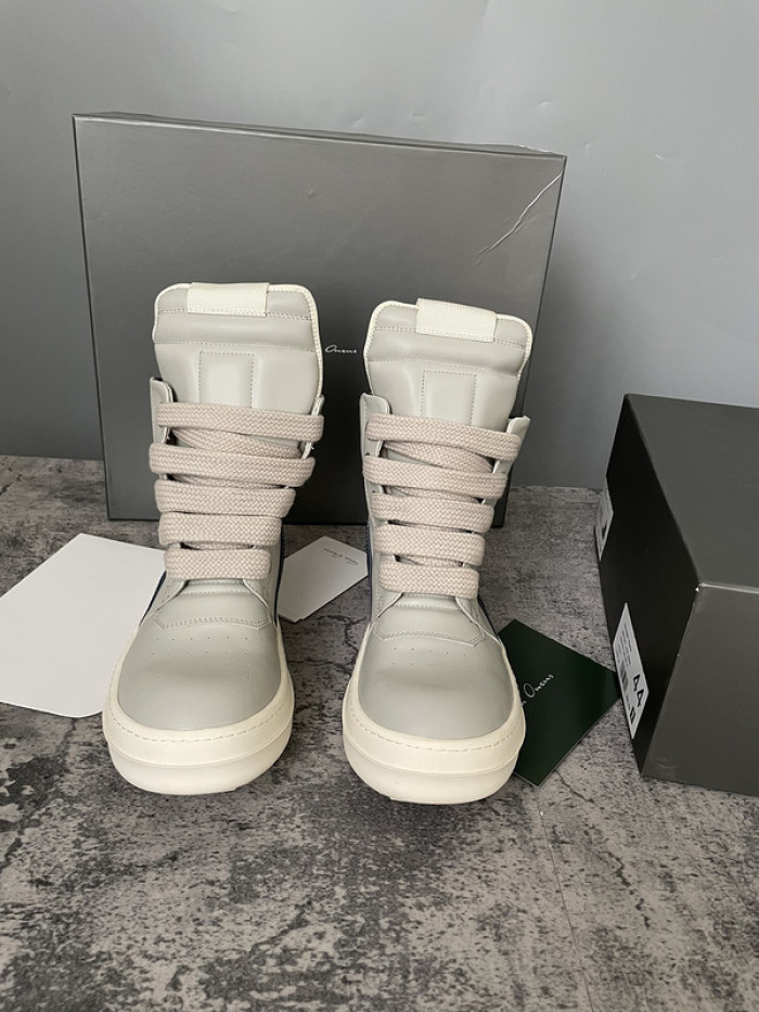 Rick Owe* R0000294