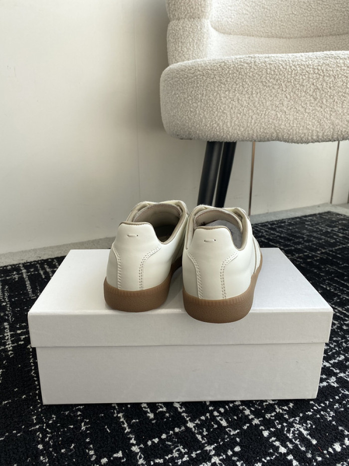 ma1s0n Marg*e1a calfskin s57ws0268
