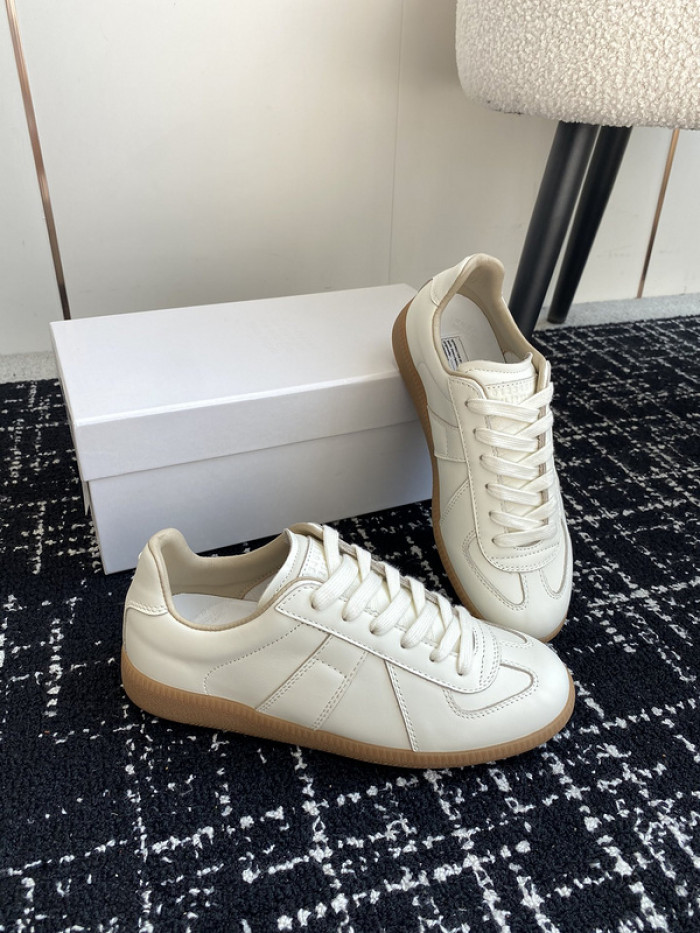 ma1s0n Marg*e1a calfskin s57ws0268