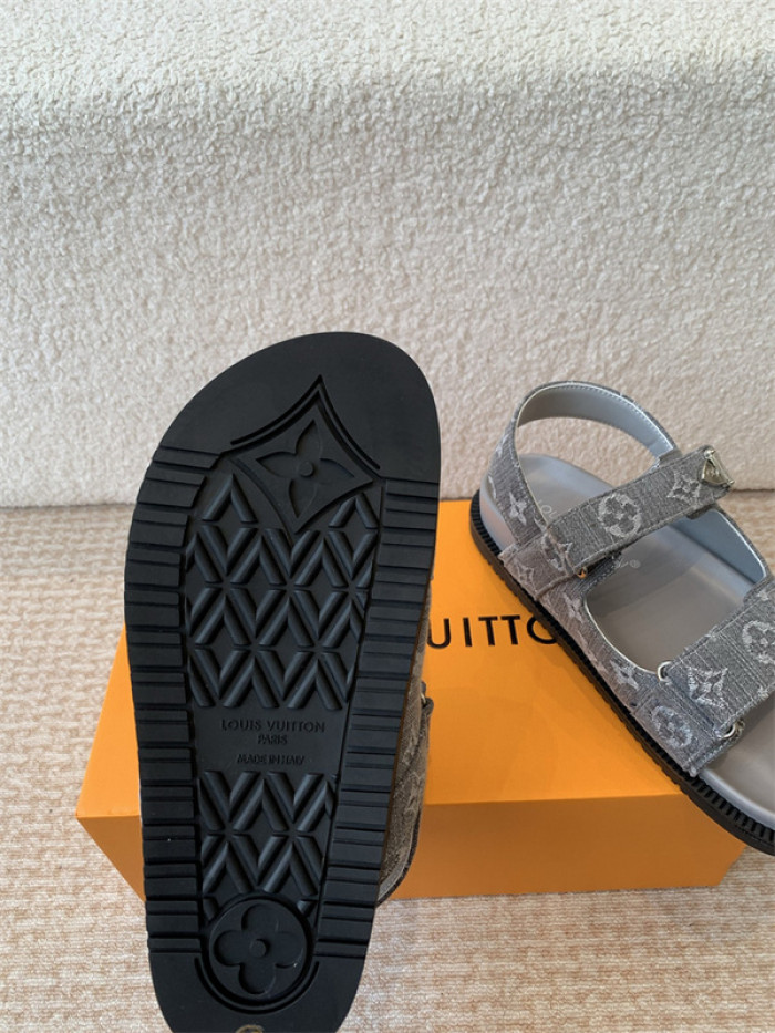 L&V sandal 202