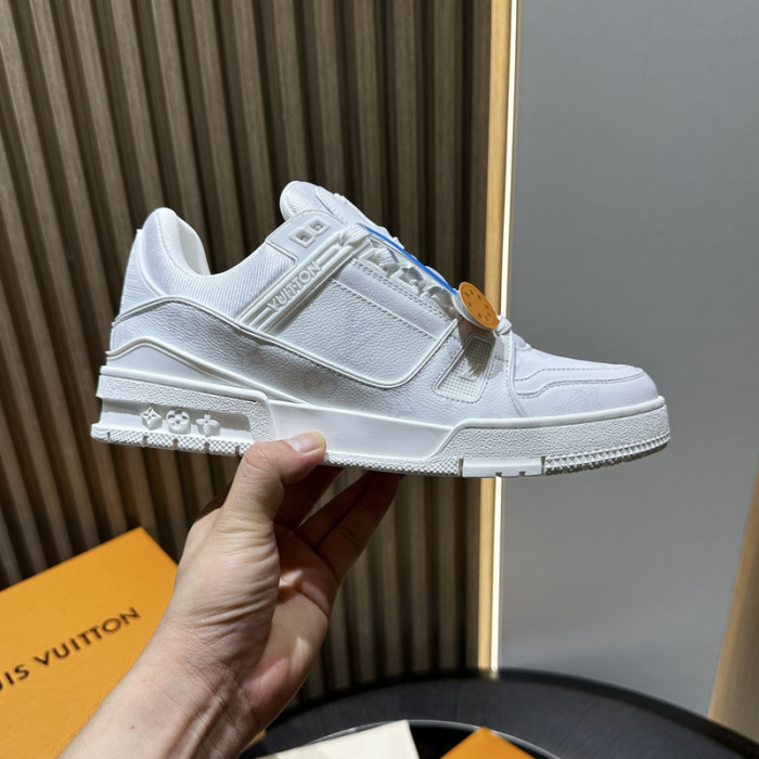 LV snekaers L0000564