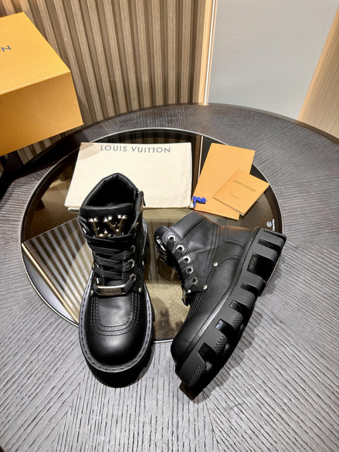 LV Boots L0000390
